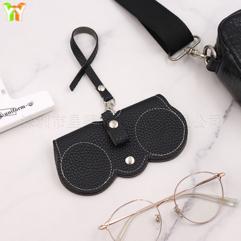 Wholesale PU Eyes Organizer Keychain